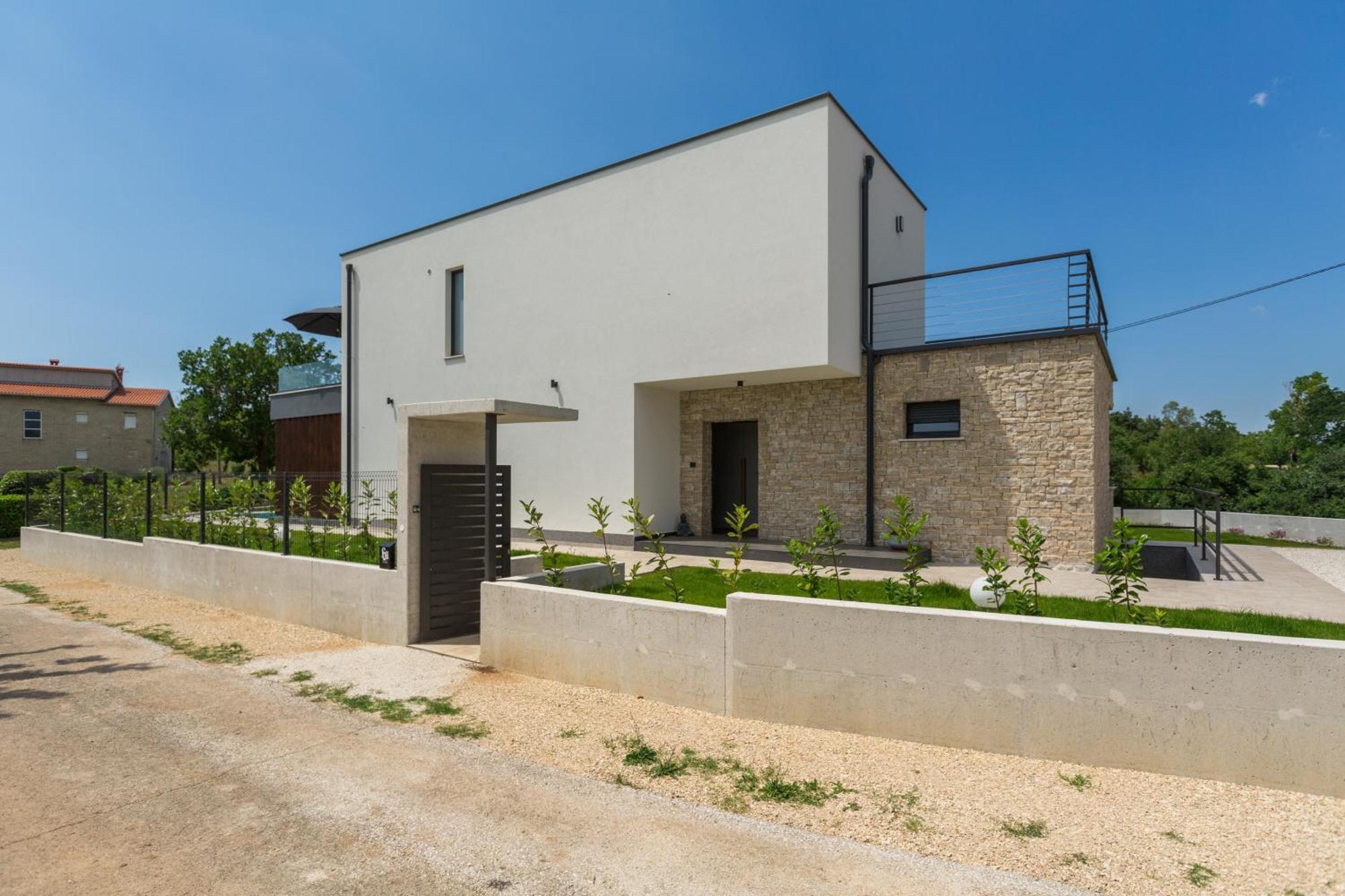 Emma-louisa Villa Zminj